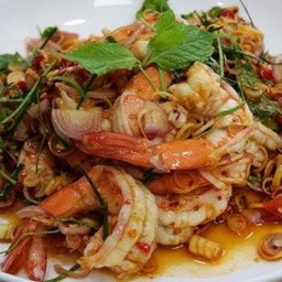 ยำกุ้งพล่า