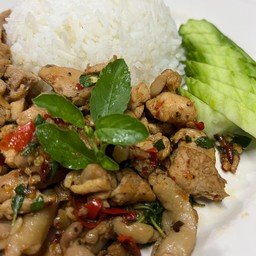 ครัวขี้เมา กะเพราไก่🐔🍛