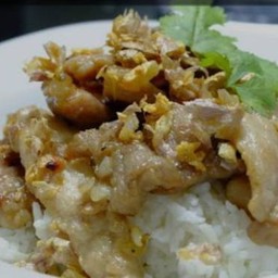 หมูทอดกระเทียม