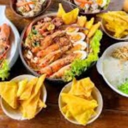 ก๋วยเตี๋ยวต้มยำน้ำข้นให้รีบตัก
