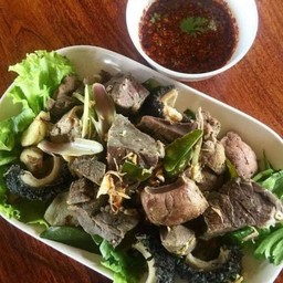 ลวกจิ้มเครื่องในเนื้อ(ต้มแห้ง)