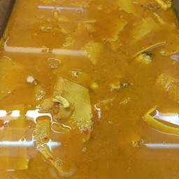 แกงเหลืองหน่อไม้ดอง