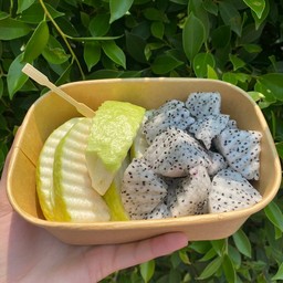 ผลไม้สดและอโวคโด้นมสด