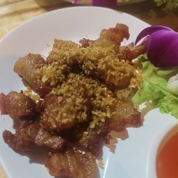 ลานชิล แคมป์ปิ้ง บางเลน