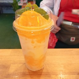 ส้มสมูทตี้โยเกิร์ต