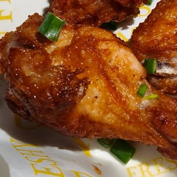 น่องไก่เล็กทอด