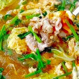 สุกี้หมูน้ำ