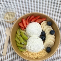 Greek yogurt (size L)