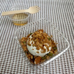 Granola (Honey amond) Greek yogurt