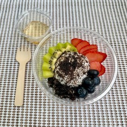 Oreo cookie&cream Greek yogurt (topping 1-3 อย่าง)