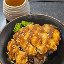 ข้าวหน้าหมูทงคัตซึ