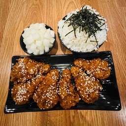 ไก่ทอด 5 ชิ้น+ข้าวสวย 1+ไซเท้าดอง 1