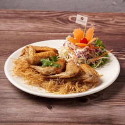 ปีกไก่ตะไคร้ทอง