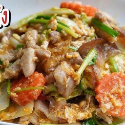 สุกี้แห้ง