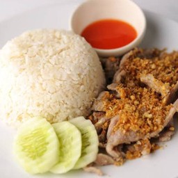 ข้าวหมูทอดกระเทียม