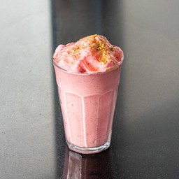 Rasp x Strawberry Smoothie