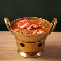 เย็นตาโฟหม้อไฟ