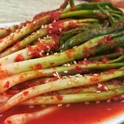 กิมจิต้นหอม 150 ก.