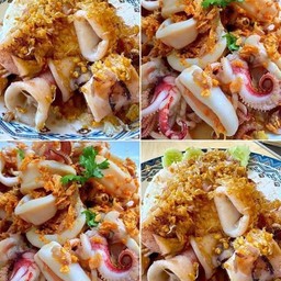 ข้าวราดทะเลทอดกระเทียม