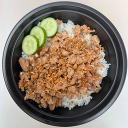 ผััดพริกเกลือราดข้าว(รบกวนคุณลูกค้าเลือกเนื้อสัตว์ด้วยจ้า🙏