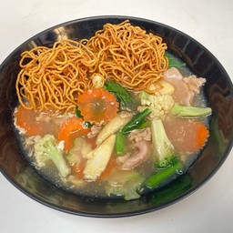 ราดหน้าหมูนุ่ม