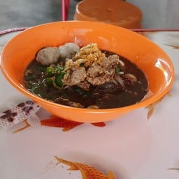 ยายฝน ก๋วยเตี๋ยวเรืออยุธยา