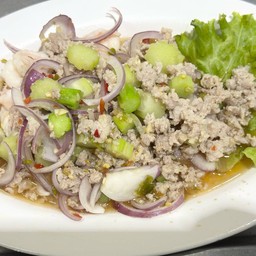 ยำคะน้ากุ้งสด