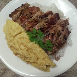 ไก่ตะไคร้พริกแห้งซีฟู้ด ไข่ข้น