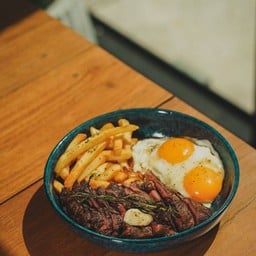 Australian Steak With Fried And Eggs