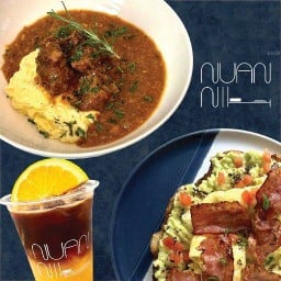 Nuannil (นวล นิล)