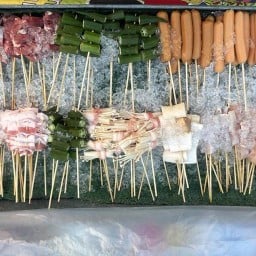 หม่าล่าข้างวัด (บ้านร่องส้าว) -
