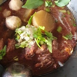 ก๋วยเต๋ยวไก่มาระ