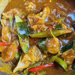 ผัดเผ็ดซี่โครงหมู