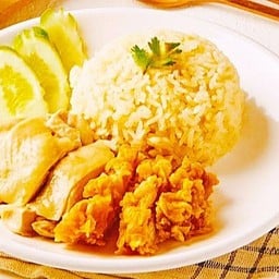 ข้าวมันไก่รวม ( ไก่ทอด+ไก่ต้ม )