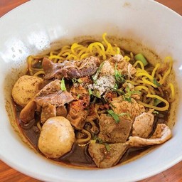 ก๊วยเตี๋ยวเรือลมโชย สูตรอยุธยา