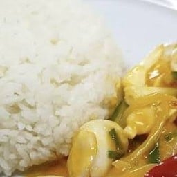 ข้าวหมึกผัดไข่เค็ม