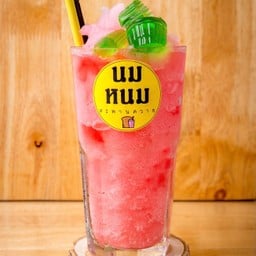 อิตาเลี่ยนโซดา สตอเบอร์รี่ ปั่น