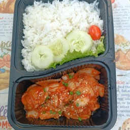 ข้าวหมูไก่เทริยากิครัวคุณรุ่งสายสี่