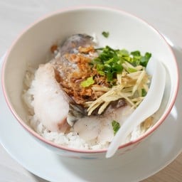ข้าวต้มปลาเจ๊วิ
