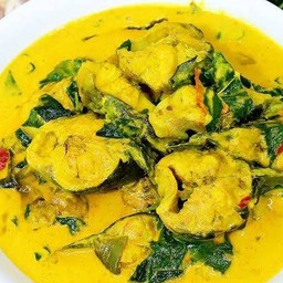 แกงกะทิปลาดุกใบชะพลู