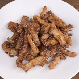 หมูหมักสามเกลอทอด (กับข้าว)