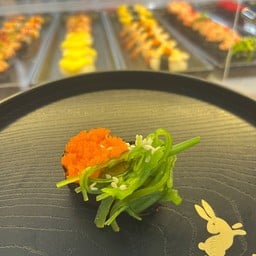 ยำสาหร่าย& ไข่กุ้งส้ม