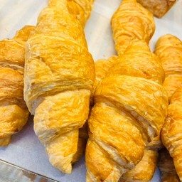 ครัวซองเนยสด