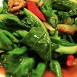 ข้าวผักแขนงปลาเค็ม