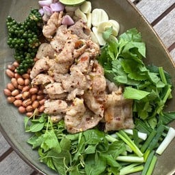 เห่าดงหมู
