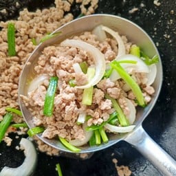 ผัดน้ำมันหอย (กับข้าว)