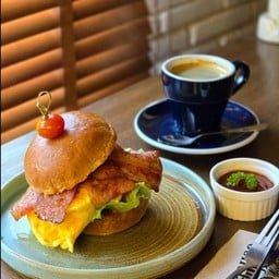 Bacon & scrambled egg Berger