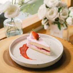 Mini สตรอเบอรี่ครีมเค้ก