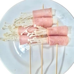 แฮมไก่พันเห็ดเข็ม