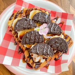 ขนมปังโอริโอ้+กล้วยหอม+ช็อกโกแลต